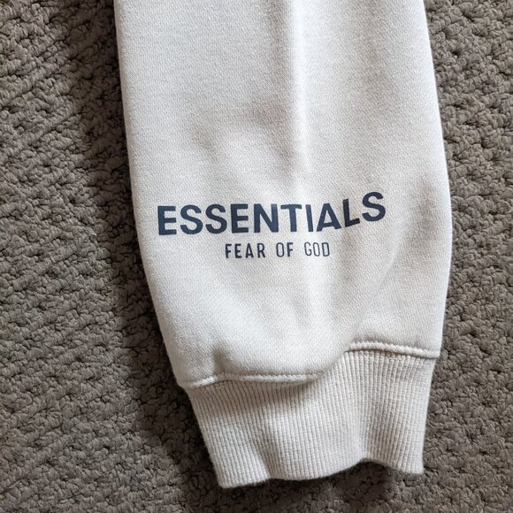 Essentials Fear of God hoodie - Picture 3 of 8